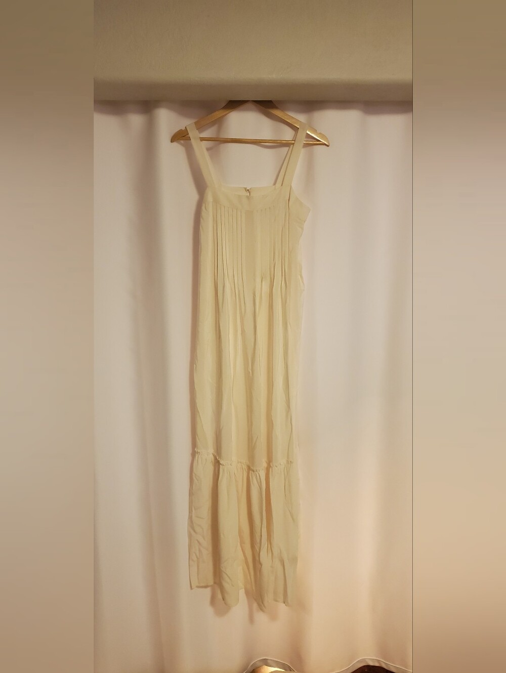Johnny Was JADE collection ~ 100% Silk Cream Pleated Maxi Dress